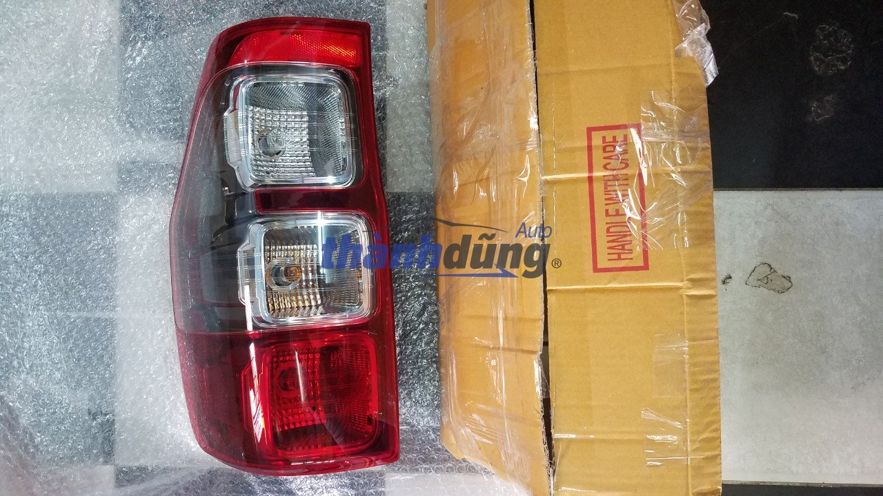 ĐÈN HẬU PHẢI FORD RANGER