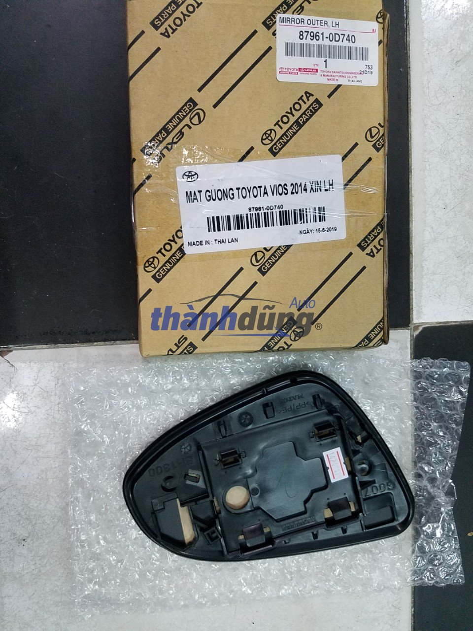 MẶT GƯƠNG CHIẾU HẬU TOYOTA VIOS