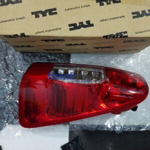 ĐÈN HẬU ISUZU DMAX