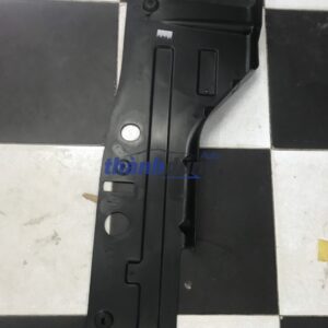 CHẮN BÙN GẦM MÁY PHẢI CHEVRLET CRUZE