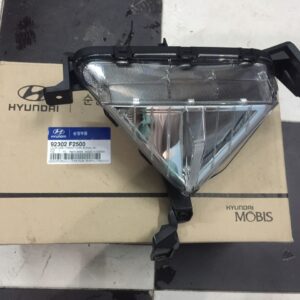 ĐÈN GẦM PHẢI HYUNDAI ELANTRA-92302F2500