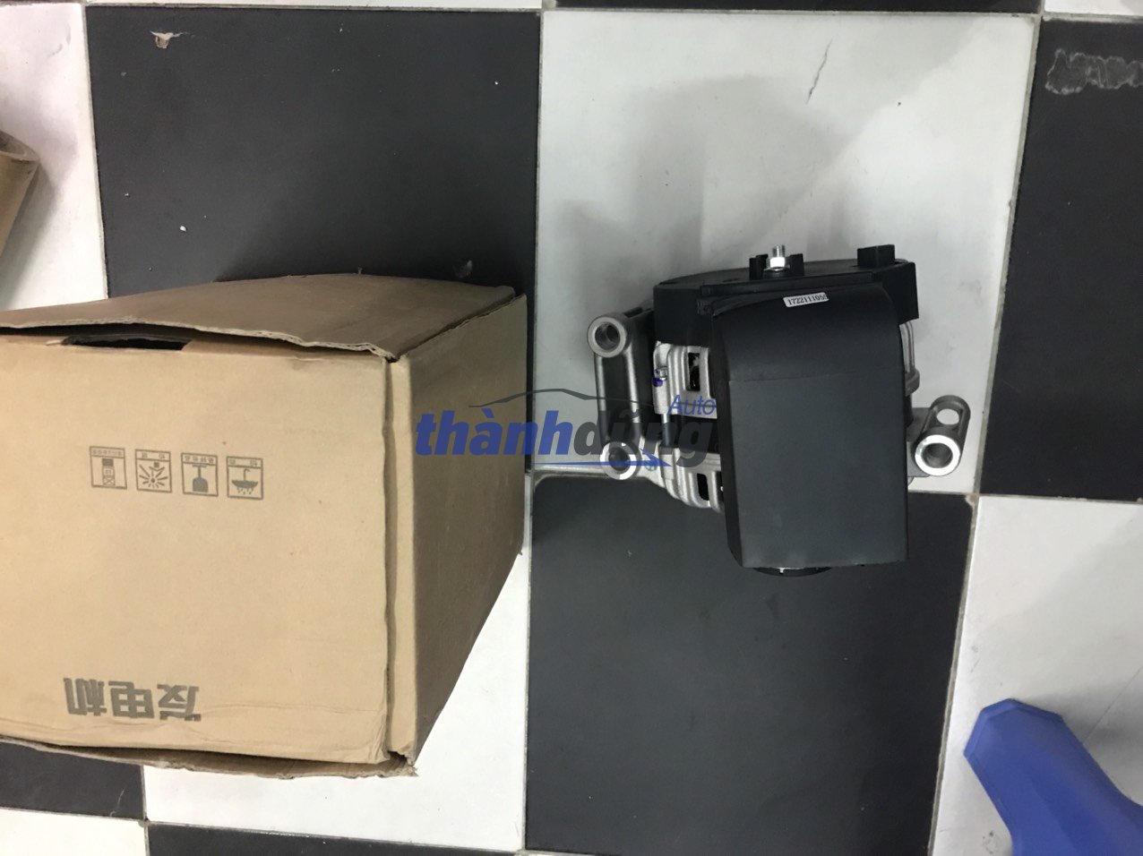 MÁY PHÁT ĐIỆN FORD TRANSIT