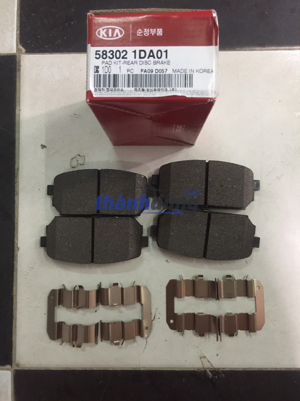 BỐ THẮNG SAU KIA CARENS, RONDO