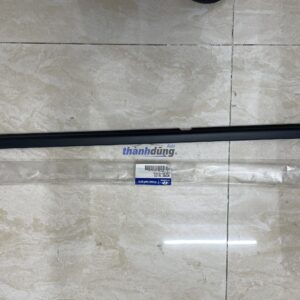 NẸP CHÂN KÍNH PHẢI HYUNDAI HD210