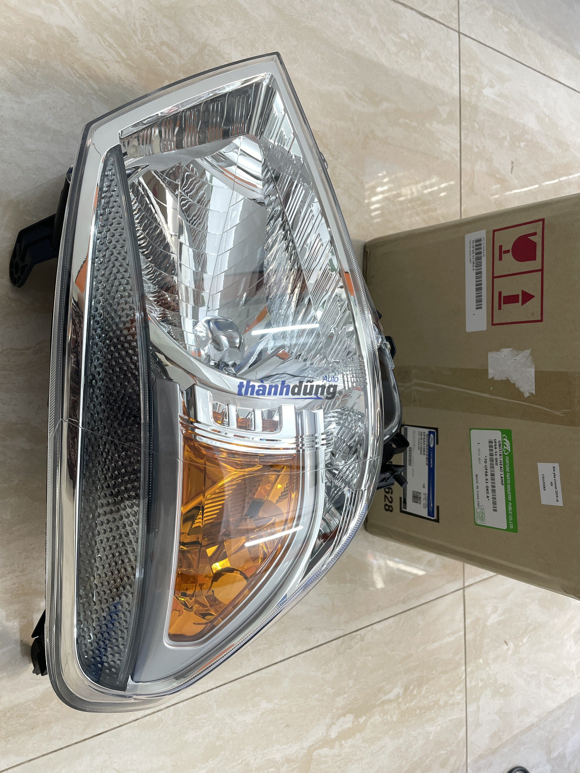 ĐÈN PHA FORD RANGER 2011