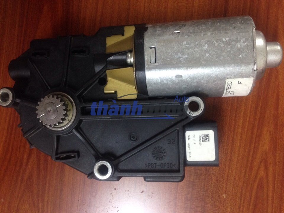 MÔ TƠ LÊN KÍNH MERCEDES GL550, GL350