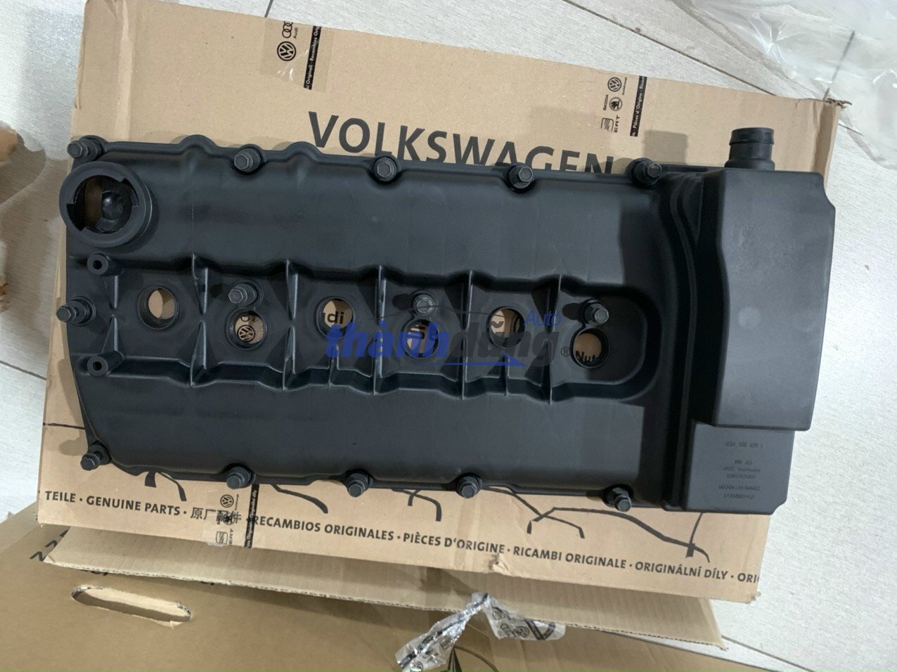NẮP QUY LÁT AUDI Q7
