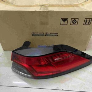 ĐÈN HẬU NGOÀI TOYOTA CROSS