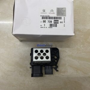 Trở quạt két nước Peugeot 3008