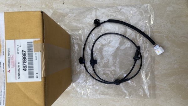 CẢM BIẾN ABS TRƯỚC MITSUBISHI ATTRAGE