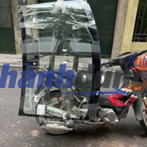 KÍNH CHẮN GIÓ TRƯỚC SUZUKI XL7