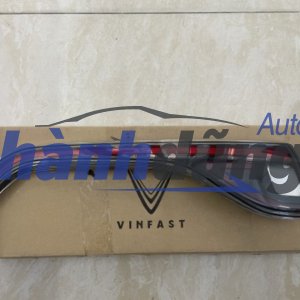 ĐÈN CỐP PHẢI VINFAST VF34