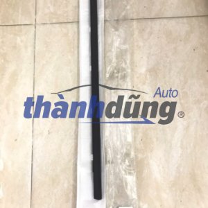 NẸP CHÂN KÍNH HYUNDAI AVANTE 2006-2011 | 822102H000